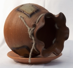 Květináč v podobě rozevřeného pytle - velký