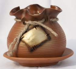 Květináč v podobě rozevřeného pytle - malý